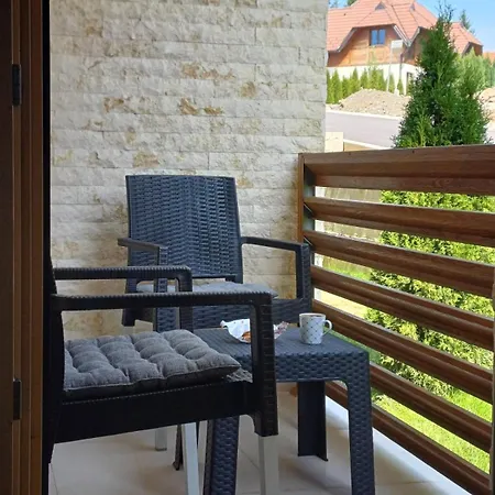 Zlatni San-apartmani Prestige Forest Apartman *