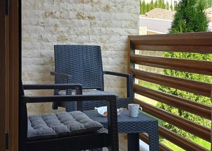 Zlatni San-apartmani Prestige Forest Daire *